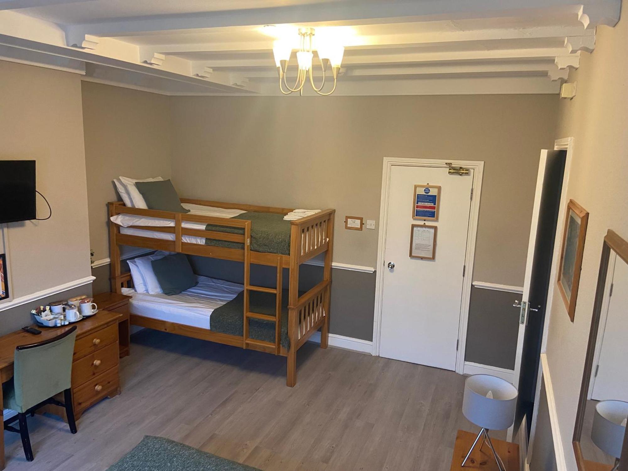 Inn The Swan Pub 3*